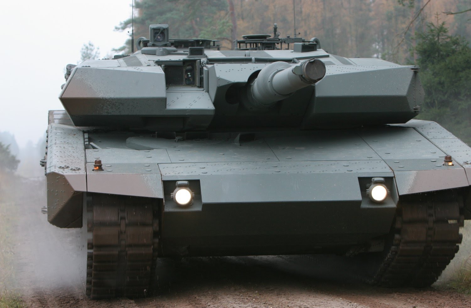 Германия возрождает танки Leopard 2