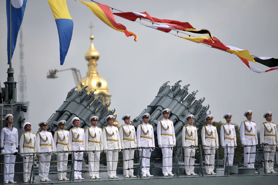 Ракетный крейсер «Маршал Устинов» вошёл в Норвежское море