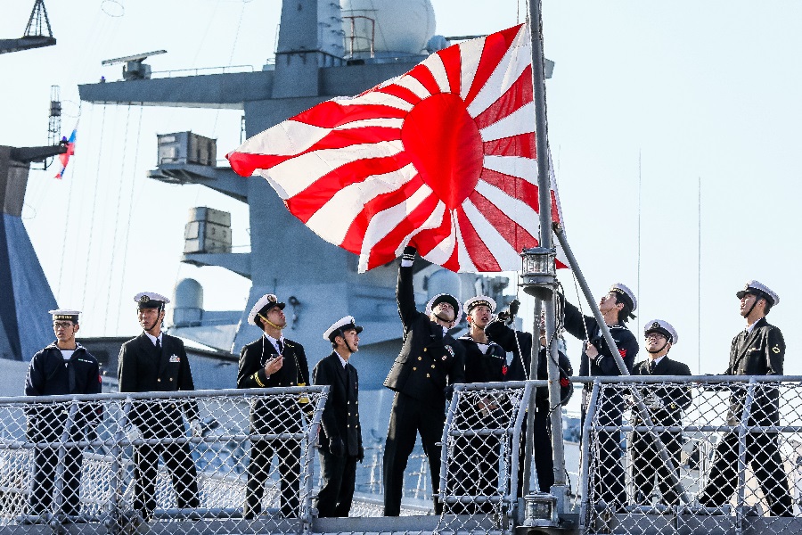 Япония ускоряет укрепление ВС