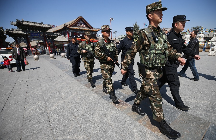 Пекин форсирует модернизацию армии