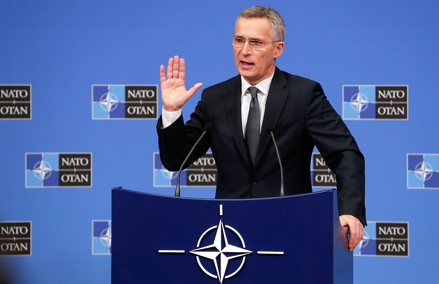 Столтенберг: Пандемия испытывает НАТО на прочность, но мы победим ее