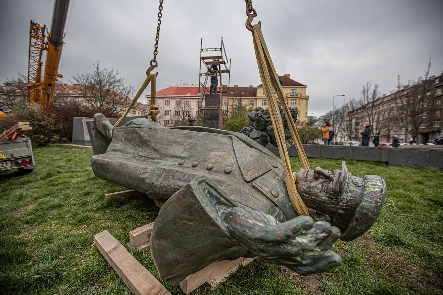 Освобождение Праги: бои после Победы