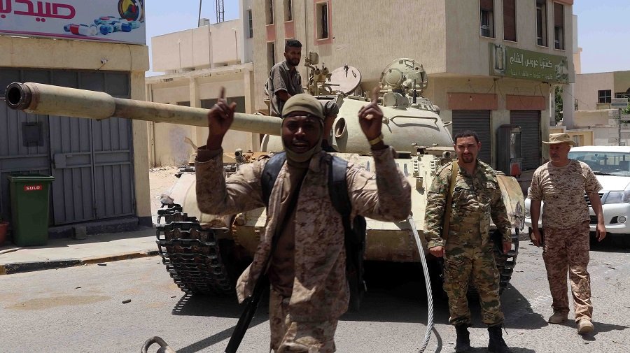 В шаге от войны: Египет пригрозил началом вторжения в Ливию