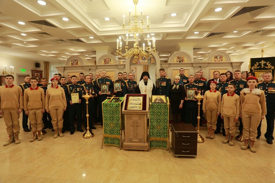 Под покровом святого Гермогена