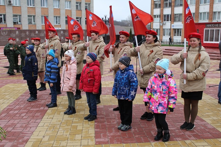 Юнармейцы Курской области отметили день образования отряда Медвенского района