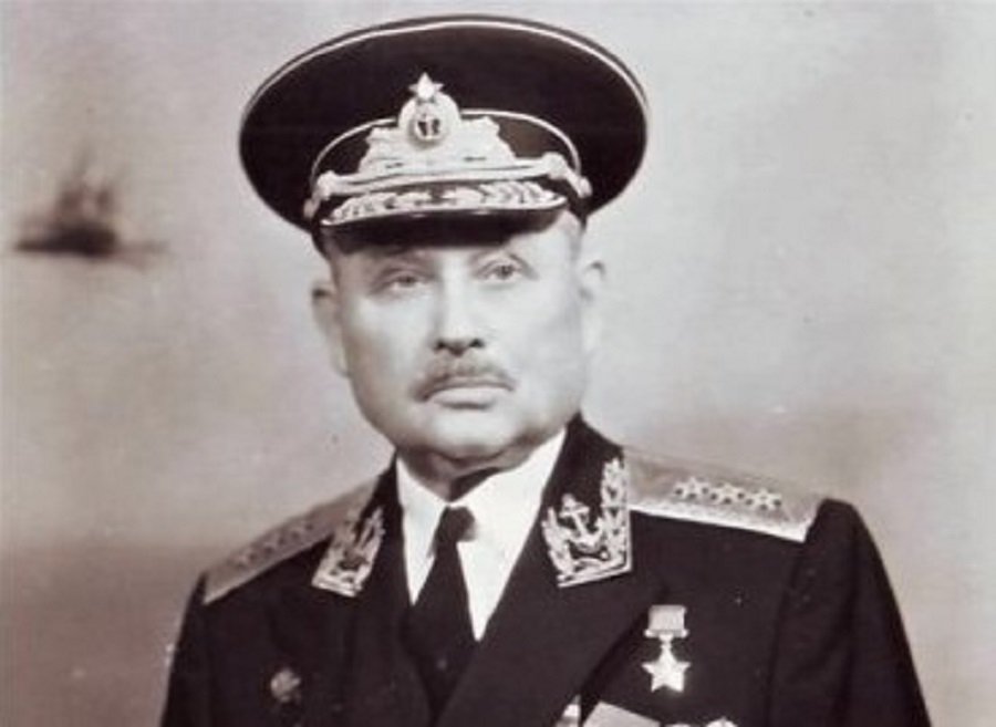 Руководил обороной Одессы и Севастополя — годовщина рождения адмирала Ф.С. Октябрьского