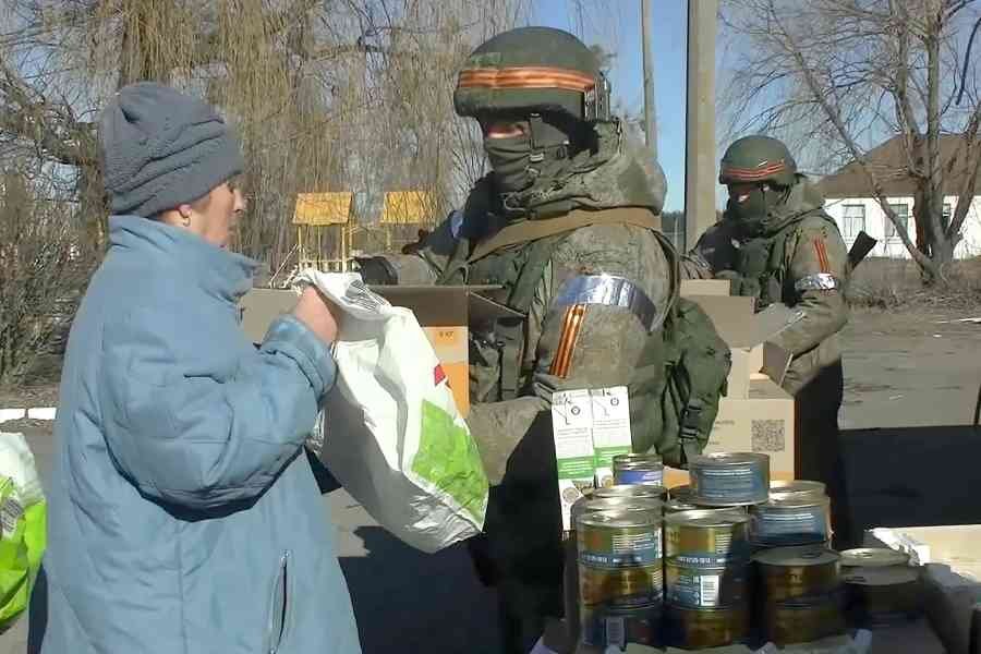 Операция «Z»: демилитаризация и гумпомощь – главные козыри Армии России