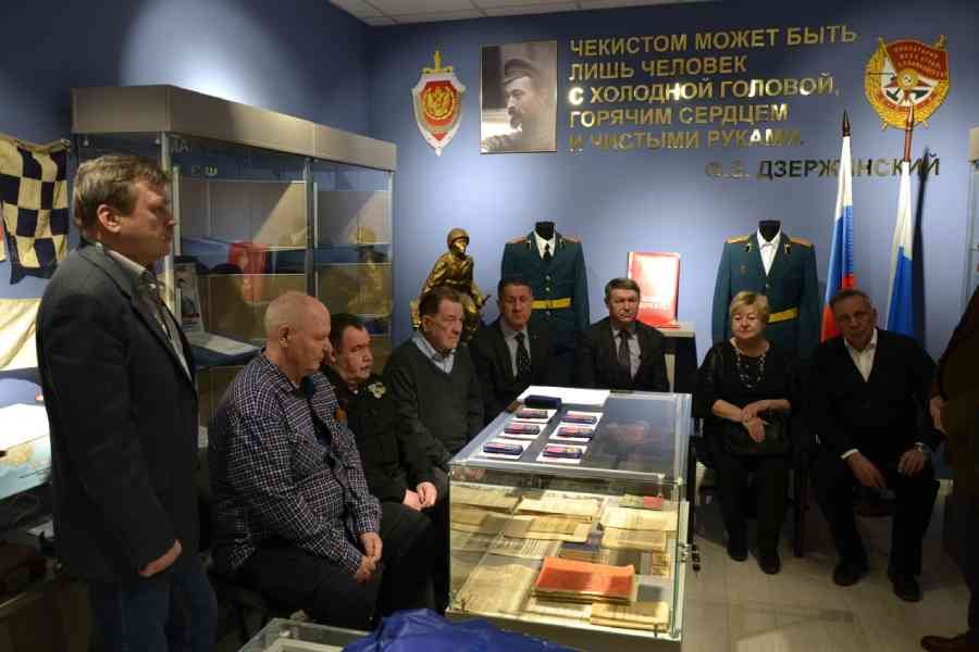 В едином строю: ветераны военной контрразведки поддержали спецоперацию на Украине