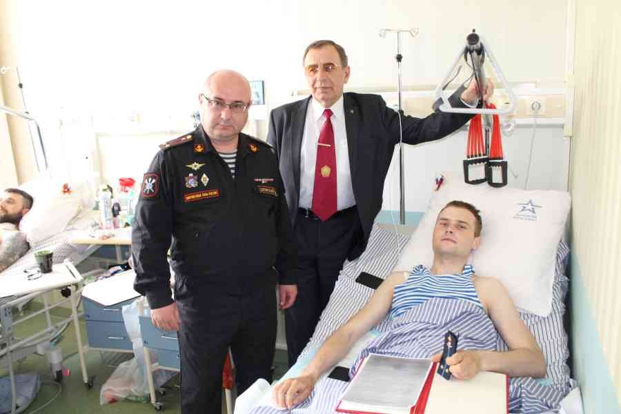 Верен долгу и присяге