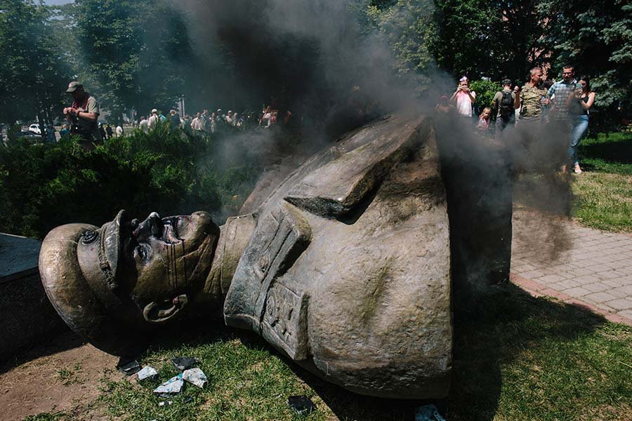 Полуправда хуже лжи: украинские националисты представили искаженную историю Украины