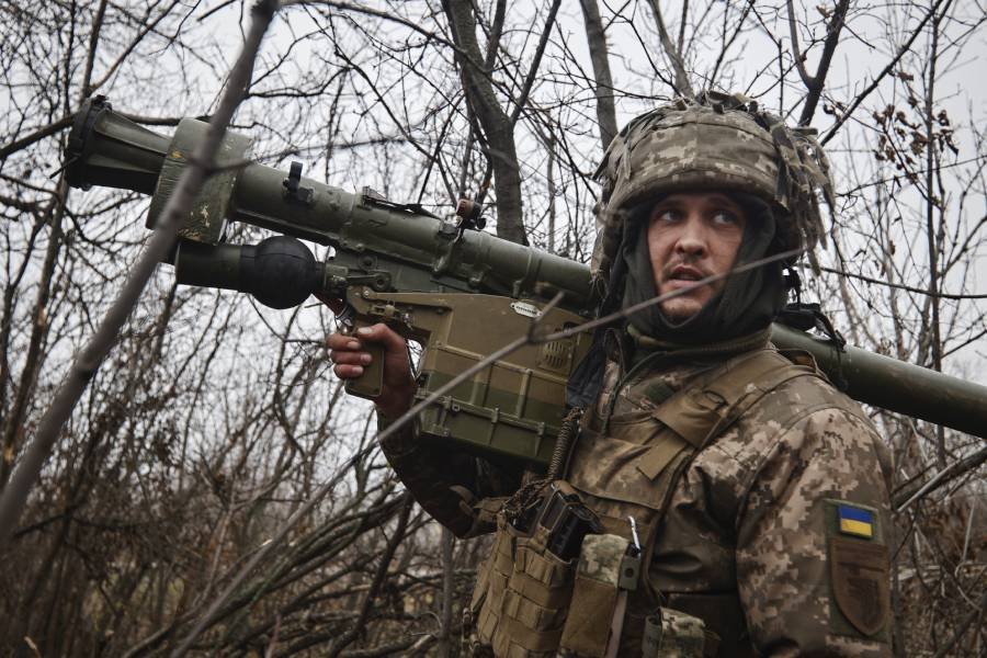 Театр военных действий становится театром абсурда