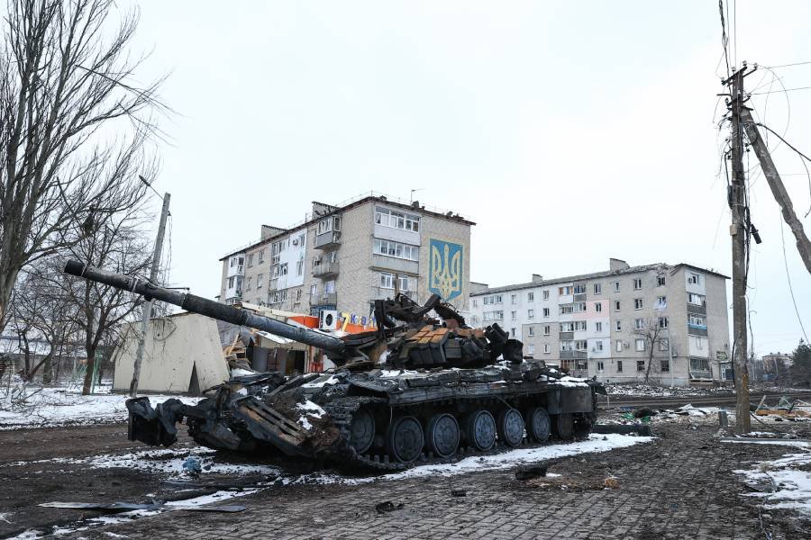 Украинские танкисты сражаются на танках вдвое старше себя