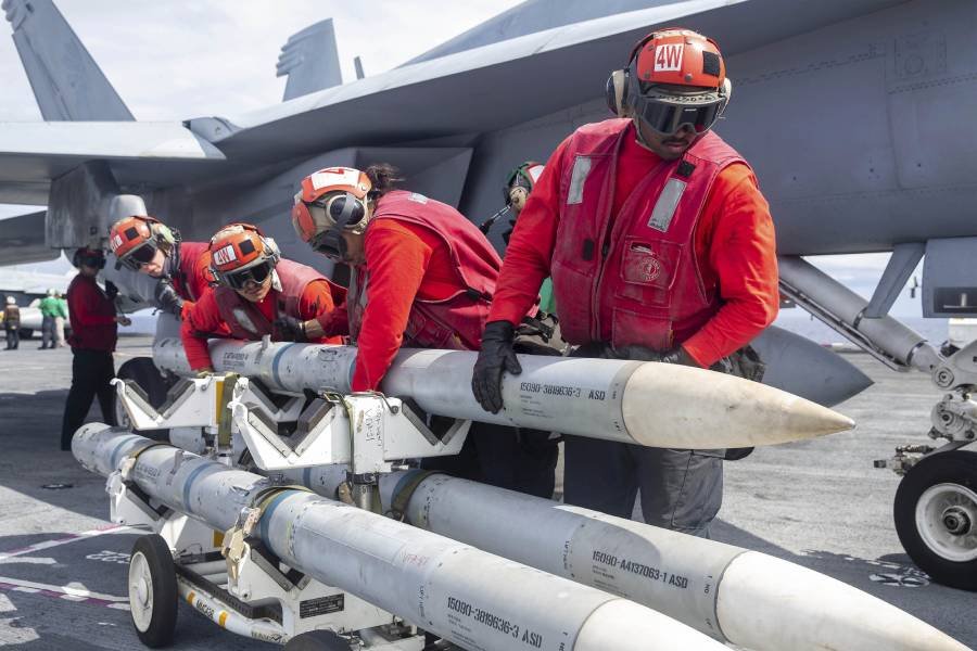Украина впервые выпускает на волю умную бомбу JDAM американского производства