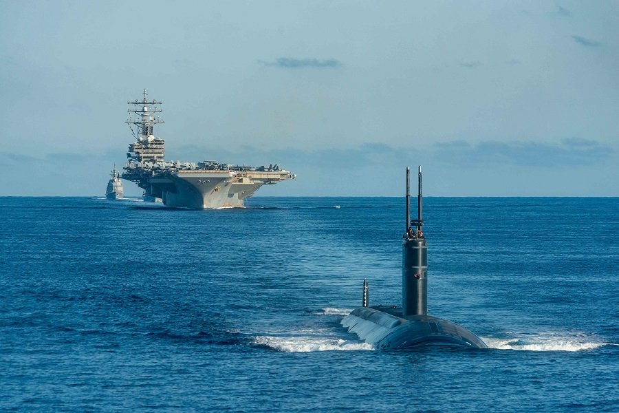 Впервые за 40 лет атомные подводные лодки США «рычат» на заднем