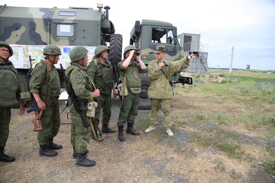 На пути в Донецк: Фонд «Военная платформа» помогает добровольцам