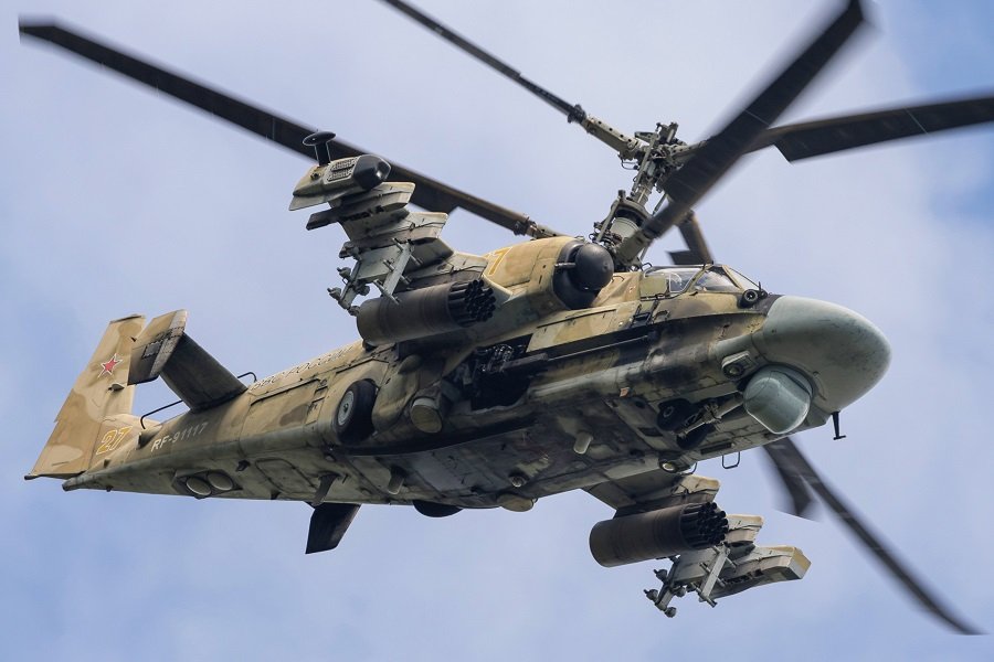 Один вертолет Ка-52 отразил 18 ПЗРК, заглушив все боеголовки