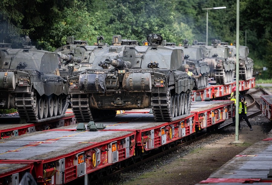 Российская армия уничтожила первый британский танк «Челленджер-2» на Украине