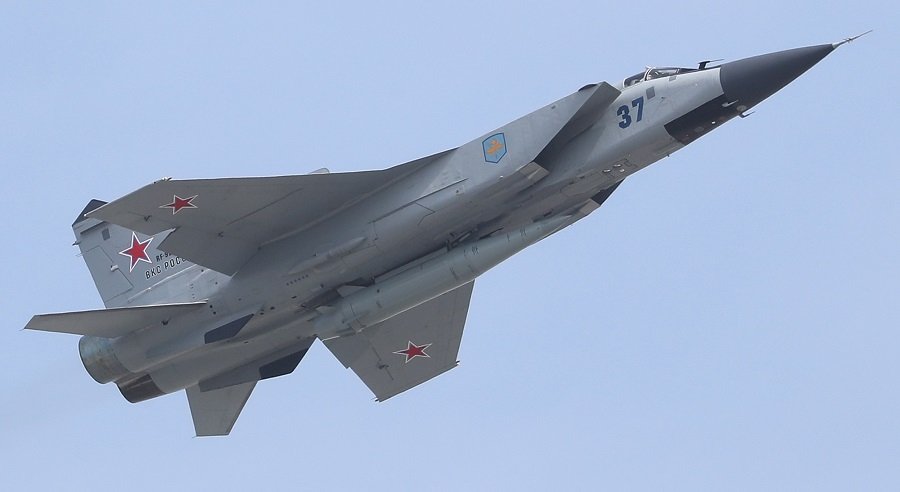 МиГ-31 может изменять наведение запущенной ракеты «Кинжал»