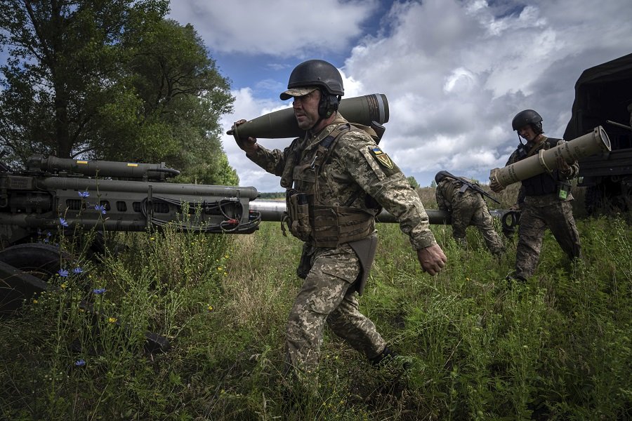 Обещанный Украине миллион артиллерийских снарядов ЕС «разваливается» в вооружении Киева, достигая только 30%