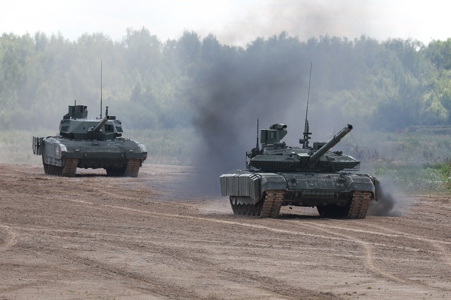 Уралвагонзавод установил очень плотные блоки динамической защиты в танках Т-90М