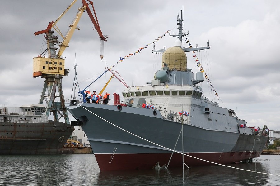 Российский корвет «Туча» загадочным образом появился в Черном море