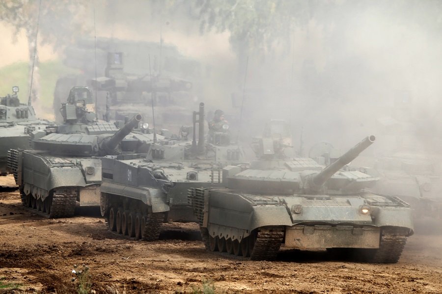 Россия начала оснащать танки Т-80БВМ лазерными целеуказателями