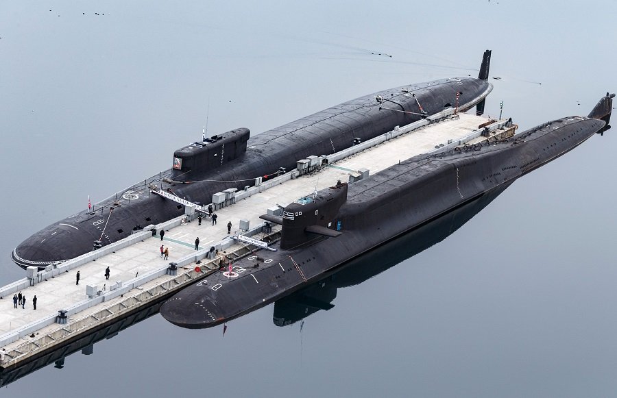 Атомные подводные лодки ВМФ России проведут навигационные учения в Арктике
