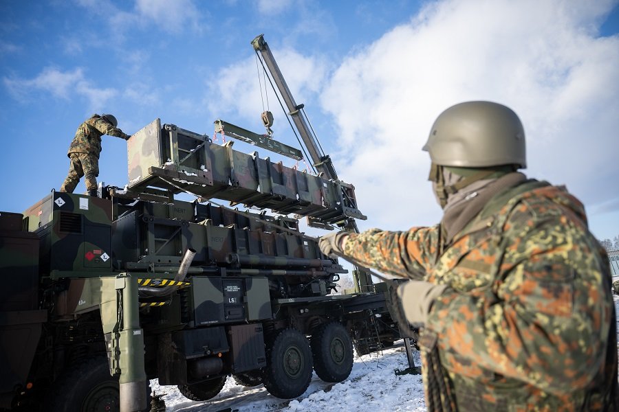 Оружие, поставляемое Америкой на Украину, остается без ремонта в США