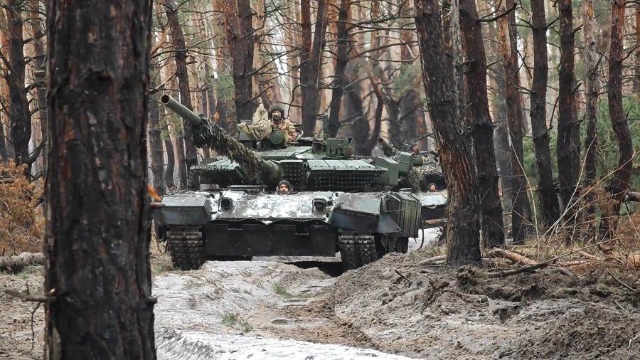 Российская армия расширяет парк танков Т-80БВМ