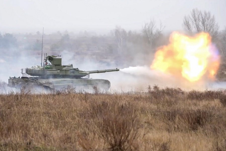 Стойкий российский танк Т-90М «Прорыв»
