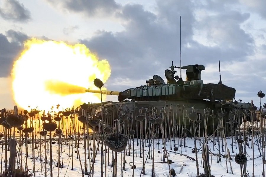 Т-90 превосходит Т-14 «Армата» в качестве предпочтительного ОБТ для российских военных