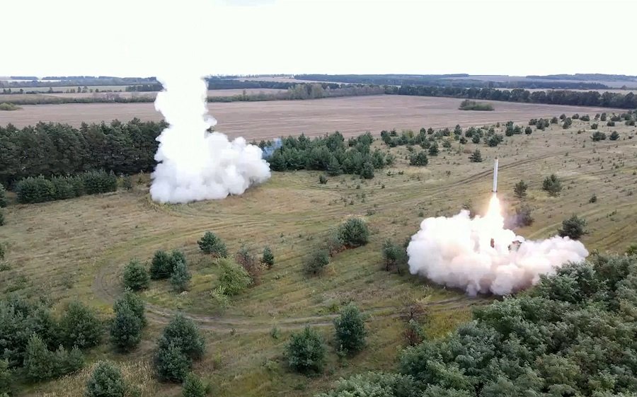 Как «Искандер» замедленного действия поразил мобильный комплекс HIMARS?